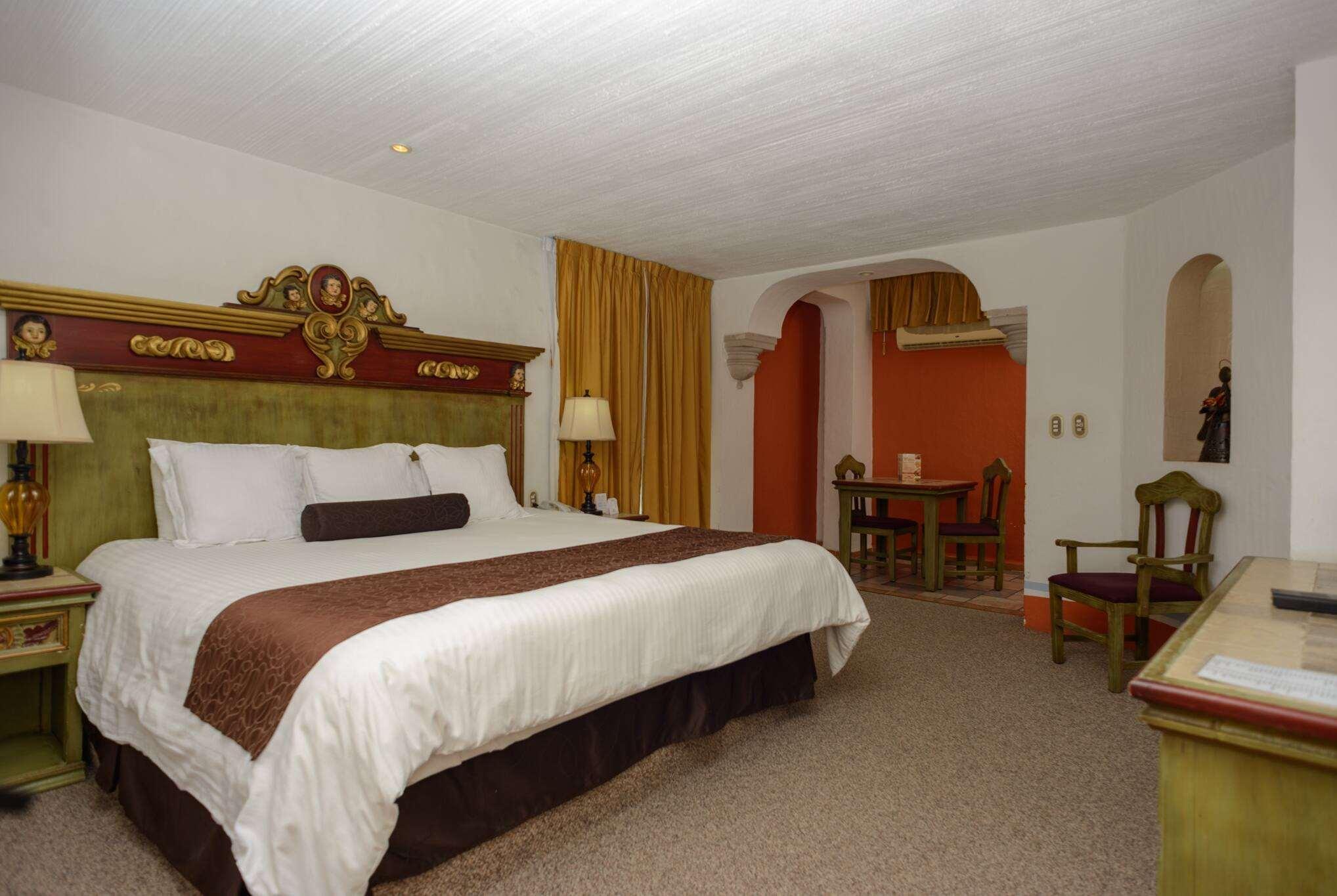 Howard Johnson By Wyndham Morelia Calle Real Buitenkant foto